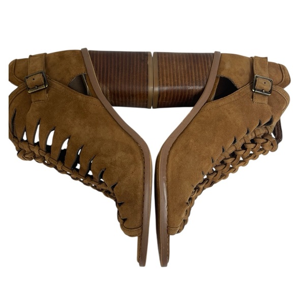 VINCE CAMUTO TORINDI SUEDE & LEATHER LACE UP PEEP TOE BOHEMIAN BOOTIES SZ 7 M - Picture 3 of 16